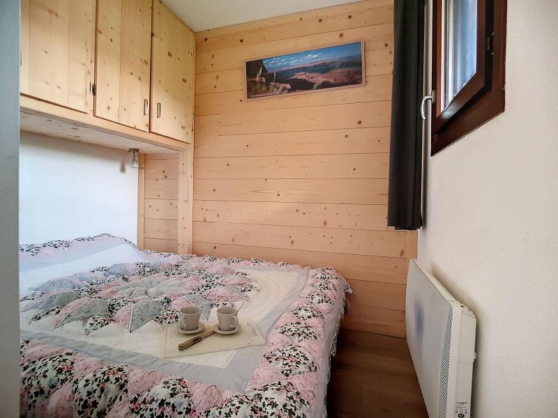 Vakantie in de bergen Appartement 3 kabine kamers 6 personen (60) - La Résidence les Balcons d'Olympie - Les Menuires - Kamer
