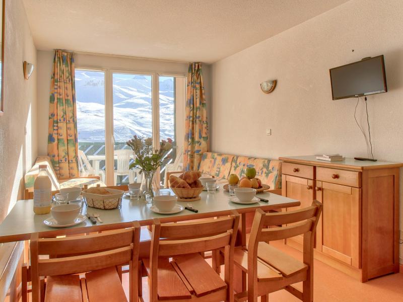 Holiday in mountain resort 2 room apartment 6 people - La Résidence Les Balcons du Soleil - Peyragudes - Dining area