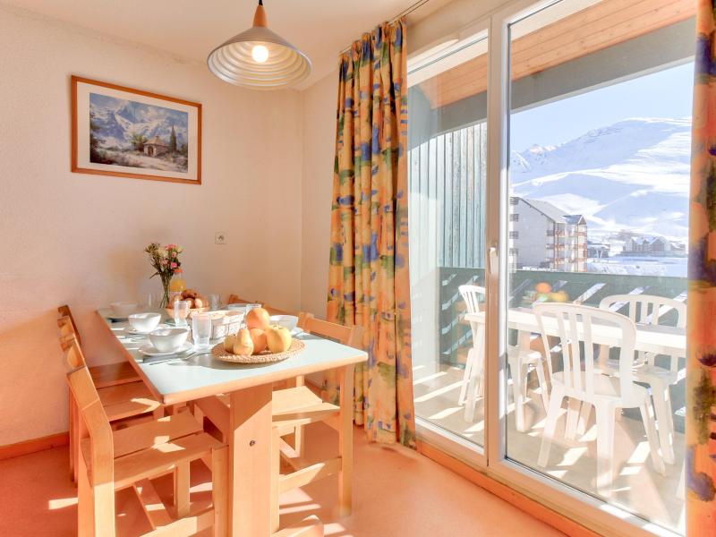 Holiday in mountain resort 3 room apartment 6 people - La Résidence Les Balcons du Soleil - Peyragudes - Dining area