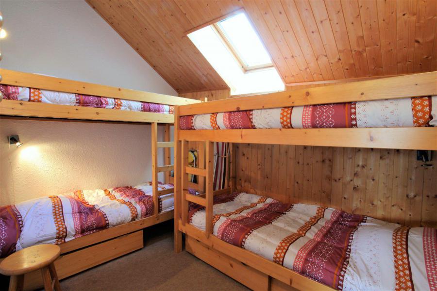 Holiday in mountain resort 3 room apartment 6 people (B47) - La Résidence les Bergers - La Toussuire - Bunk beds