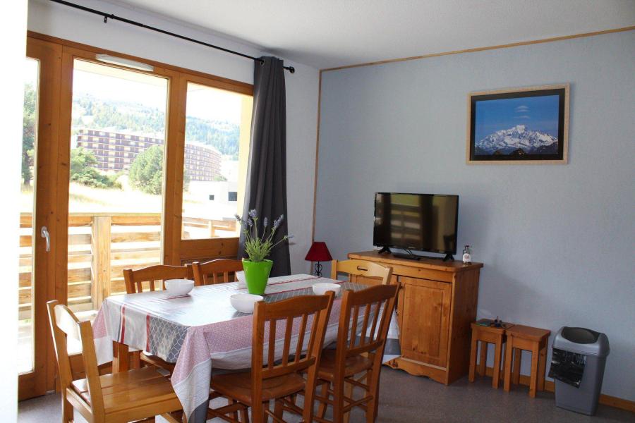 Vacaciones en montaña Apartamento cabina 2 piezas para 6 personas (CF28) - La Résidence les Chaumettes - Superdévoluy - Estancia