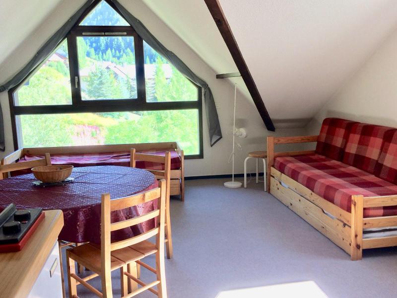 Holiday in mountain resort Studio sleeping corner 4 people (0502) - La Résidence les Colchiques - Vars - Living room