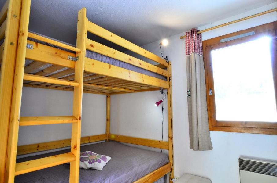 Holiday in mountain resort 2 room apartment 5 people (D4) - La Résidence les Côtes - Montchavin La Plagne - Bedroom