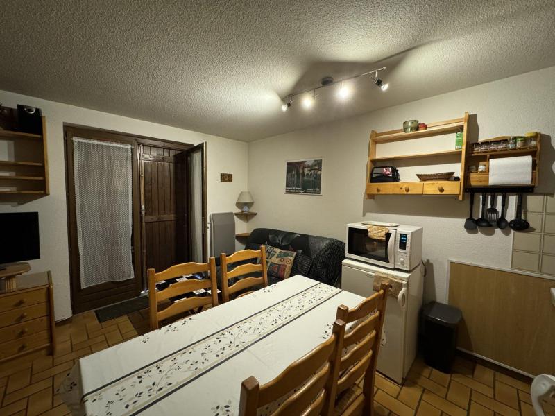 Vakantie in de bergen Studio cabine 4 personen (102) - La Résidence les Crêtes - Serre Chevalier - Woonkamer