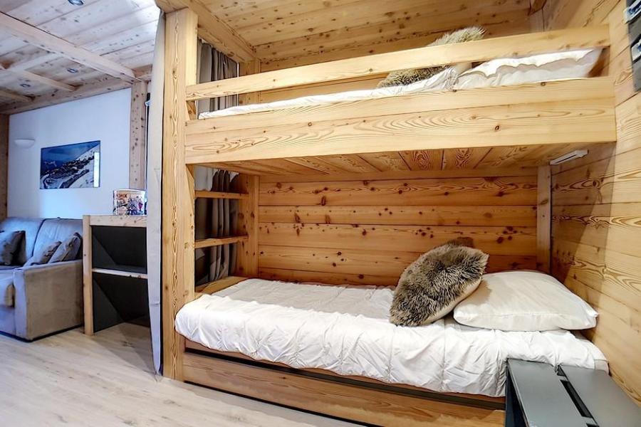 Holiday in mountain resort Studio sleeping corner 4 people (0412) - La Résidence les Gentianes - Les Menuires - Accommodation