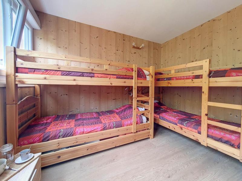 Vakantie in de bergen Appartement 2 kamers 6 personen (D27) - La Résidence les Lauzes - Les Menuires - Kamer