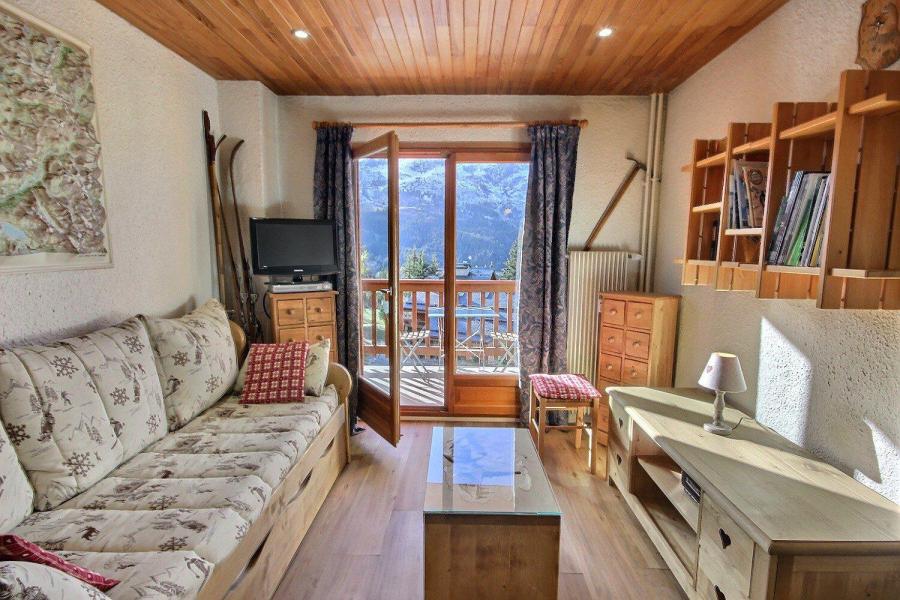 Holiday in mountain resort 2 room apartment 4 people (MERA11R) - La Résidence les Merisiers - Méribel - Accommodation