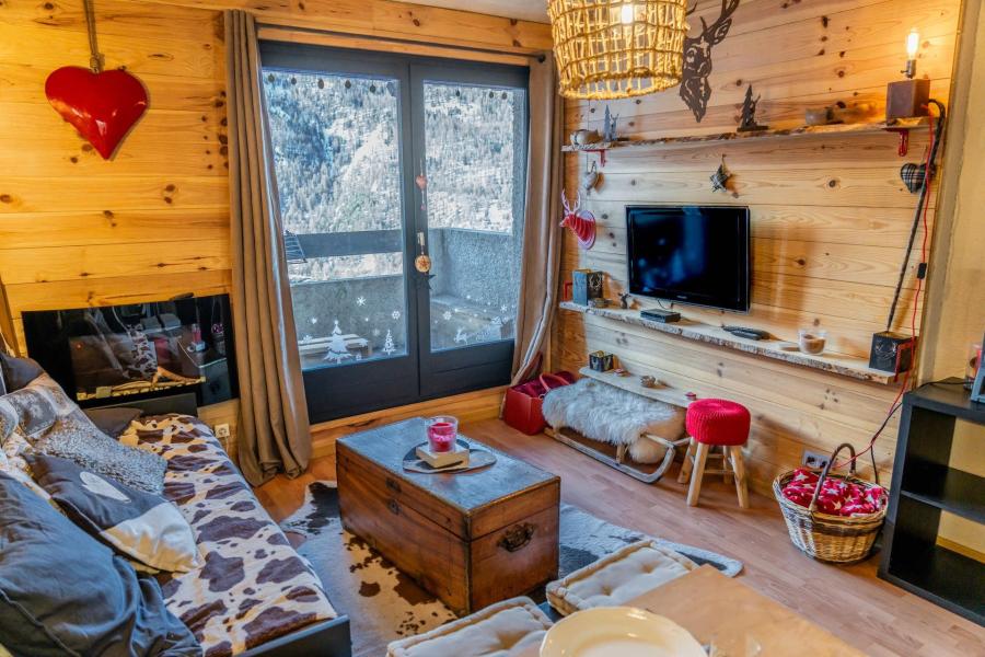 Holiday in mountain resort Studio sleeping corner 6 people (706) - La Résidence les Orrianes des Blés - Les Orres - Living room