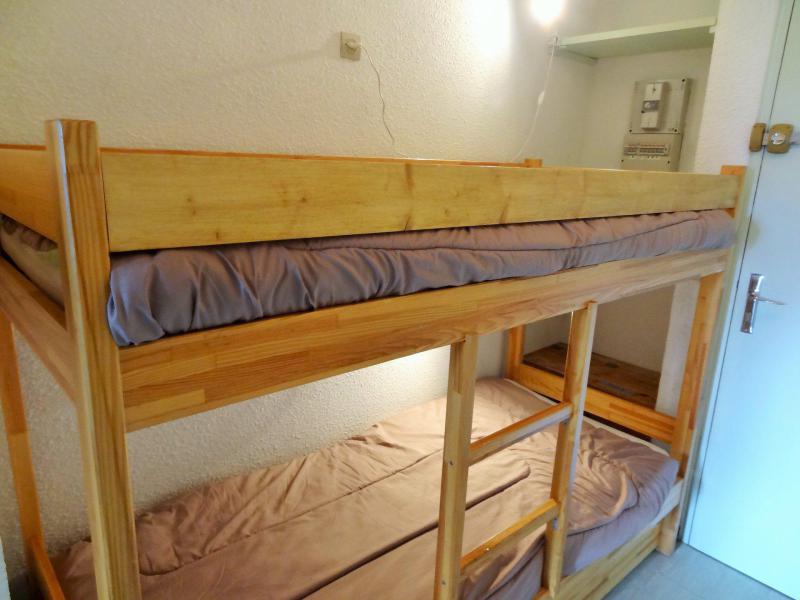 Holiday in mountain resort Studio sleeping corner 3 people (127) - La Résidence les Pléiades - Les 2 Alpes