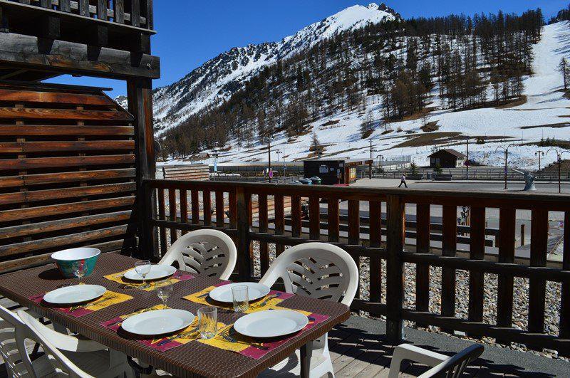 Vakantie in de bergen Studio cabine 5 personen (NG11) - La Résidence Neige et Golf - Montgenèvre - Balkon