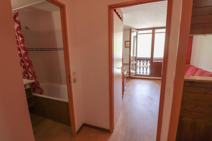 Vakantie in de bergen Studio cabine 4 personen (222) - La Résidence Rond Point des Pistes C - Tignes - Hal