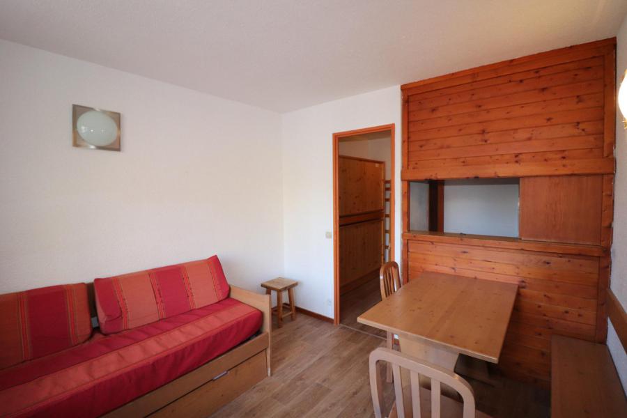 Holiday in mountain resort Studio sleeping corner 4 people (188) - La Résidence Rond Point des Pistes C - Tignes - Living room