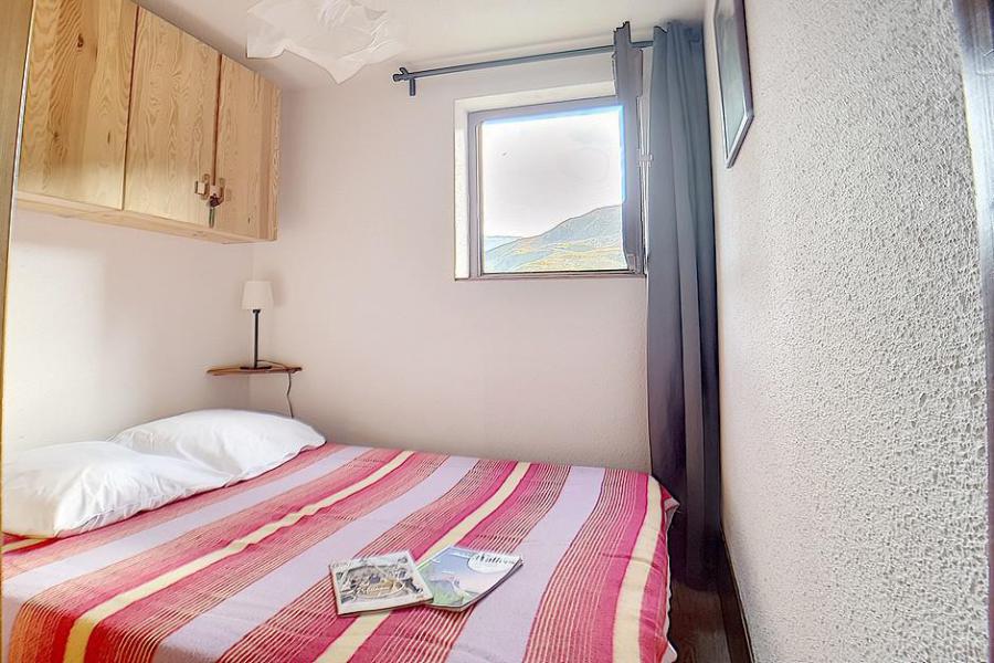 Urlaub in den Bergen 2-Zimmer-Appartment für 4 Personen (1211) - La Résidence Ski Soleil - Les Menuires - Schlafzimmer