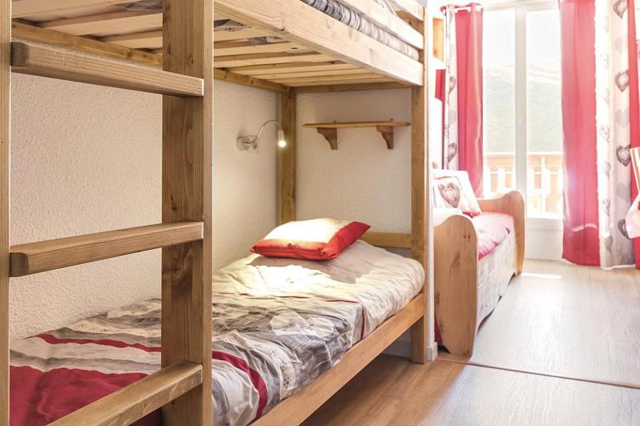 Vacanze in montagna Appartamento 2 stanze con alcova per 4 persone (2102) - La Résidence Ski Soleil - Les Menuires - Letti a castello