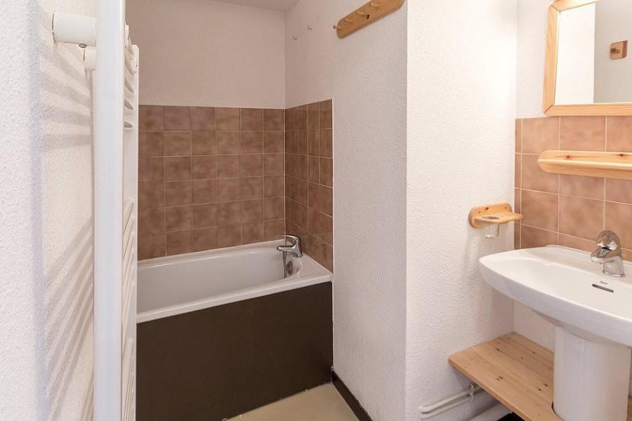 Vacanze in montagna Appartamento 2 stanze con alcova per 6 persone (1111) - La Résidence Ski Soleil - Les Menuires - Vasca da bagno