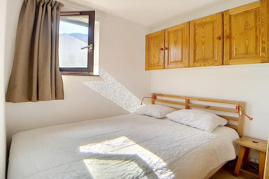 Holiday in mountain resort Studio cabin 4 people (1510) - La Résidence Ski Soleil - Les Menuires - Bedroom