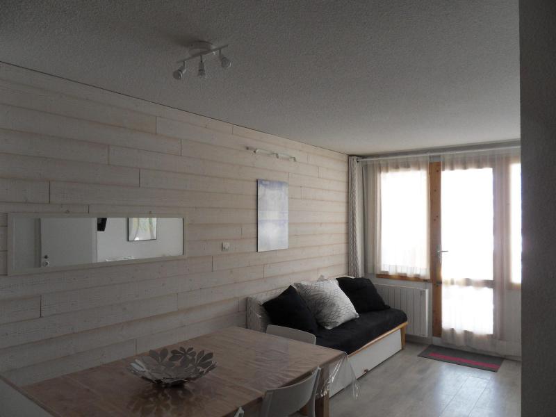 Holiday in mountain resort 2 room apartment 6 people (6) - La Résidence Themis - La Plagne - Living room