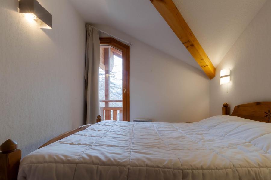 Holiday in mountain resort 2 room apartment 4 people (401) - Le Balcon des Airelles - Les Orres - Bedroom