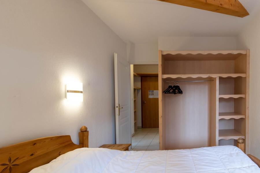 Holiday in mountain resort 2 room apartment 4 people (401) - Le Balcon des Airelles - Les Orres - Bedroom