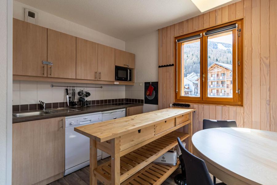 Holiday in mountain resort 2 room apartment 4 people (611) - Le Balcon des Airelles - Les Orres - Kitchen