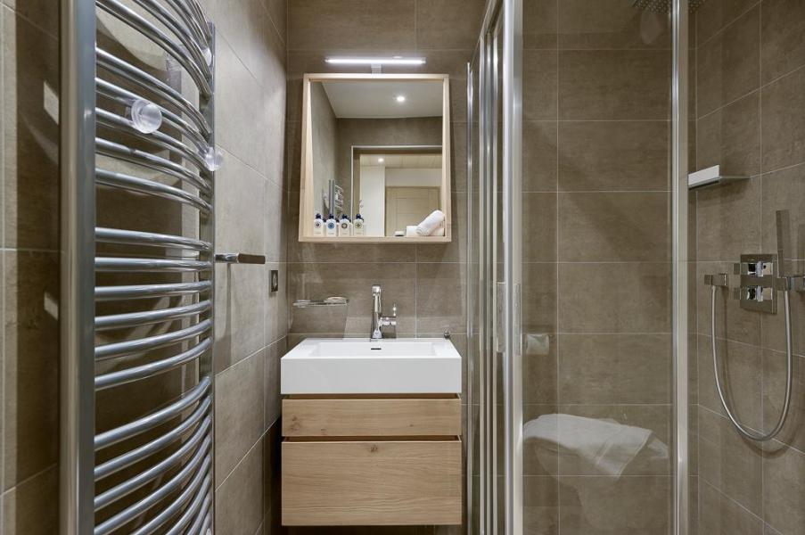 Holiday in mountain resort 4 room apartment cabin 6-8 people (A08) - Le C - Courchevel - Shower room