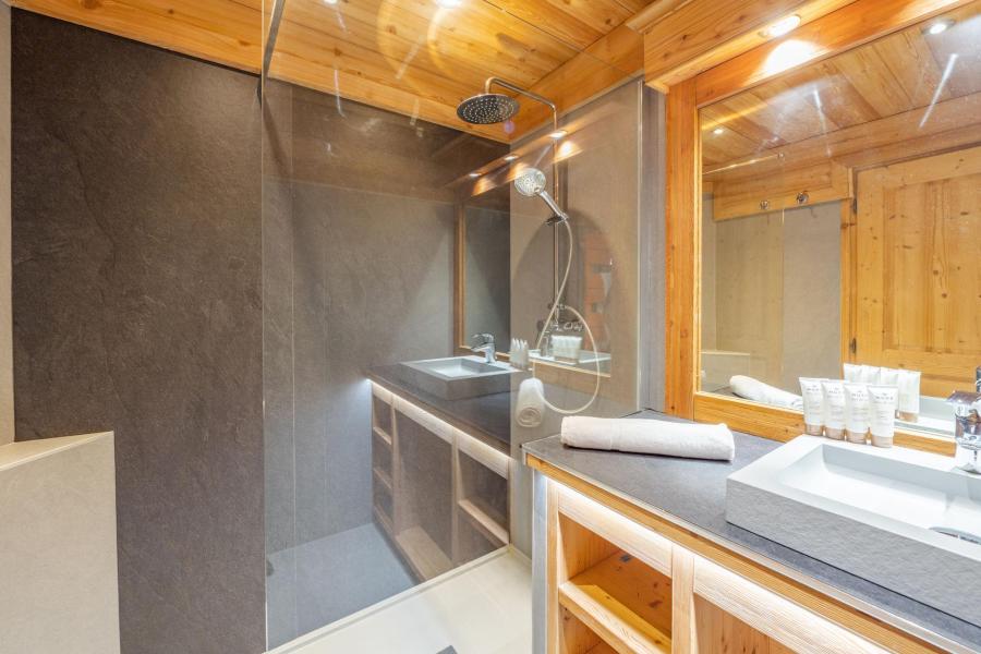 Vacances en montagne Chalet 7 pièces 14 personnes (10 adultes et 4 enfants seulement) - Le Chalet Bouquetin - Alpe d'Huez - Salle de douche