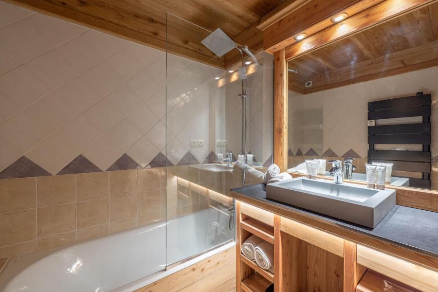 Vacances en montagne Chalet 9 pièces 19 personnes - Le Chalet Loup - Alpe d'Huez - Salle de bain