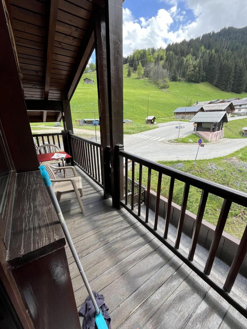 Urlaub in den Bergen 3 Zimmer Maisonettewohnung für 6 Personen - Le Chamois - Arêches-Beaufort - Balkon