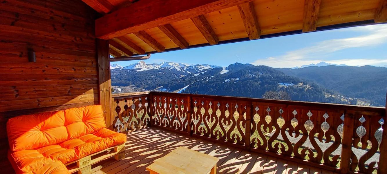 Vacanze in montagna Chalet su 3 piani 8 stanze per 14 persone - LE CHAR - Les Gets - Esteriore estate
