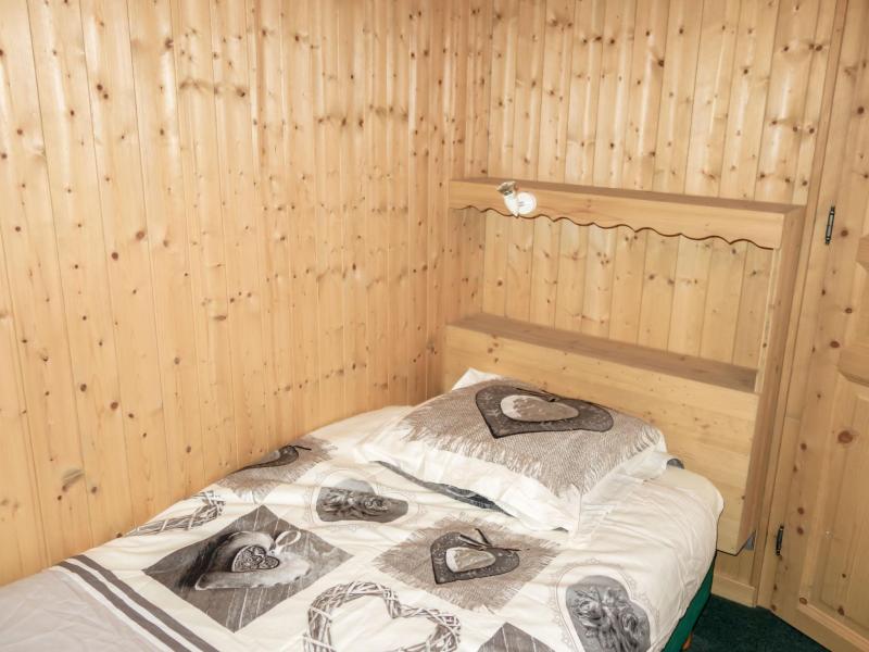 Holiday in mountain resort 3 room chalet 4 people (2) - Le Clos Alpin - Saint Gervais - Bedroom