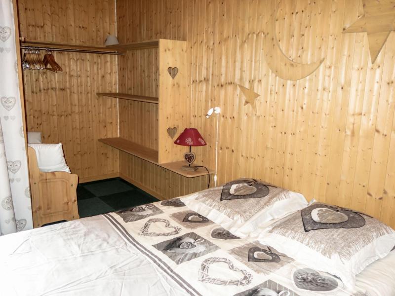 Holiday in mountain resort 3 room chalet 4 people (2) - Le Clos Alpin - Saint Gervais - Bedroom