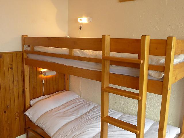 Holiday in mountain resort 2 room apartment 6 people (11) - Le Curling B - Tignes - Bunk beds