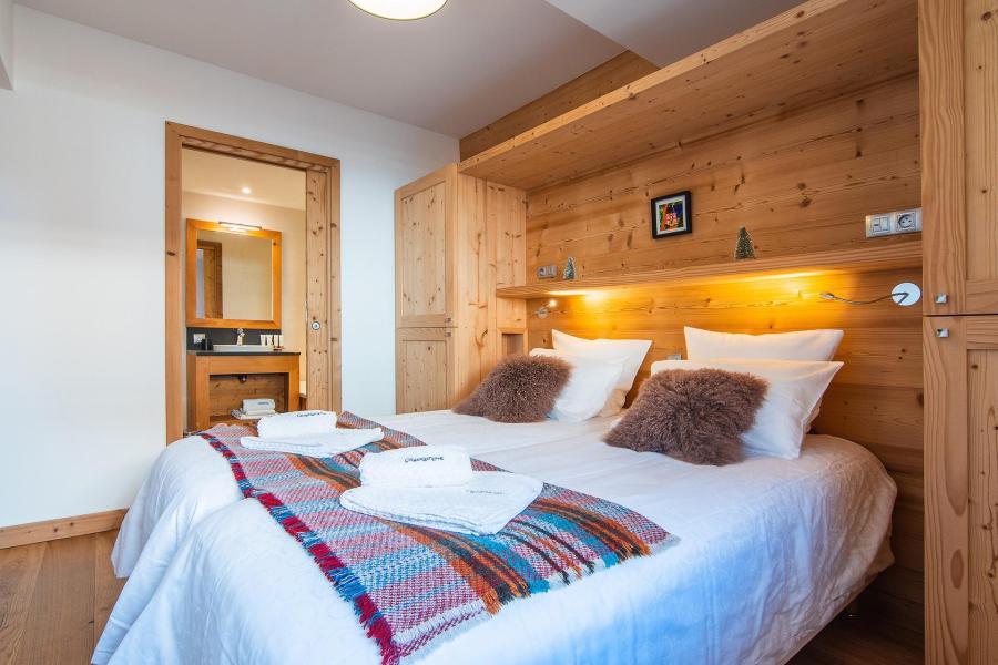 Holiday in mountain resort 5 room triplex chalet 8 people (Landenoire) - Le Hameau de Caseblanche - Saint Martin de Belleville - Bedroom