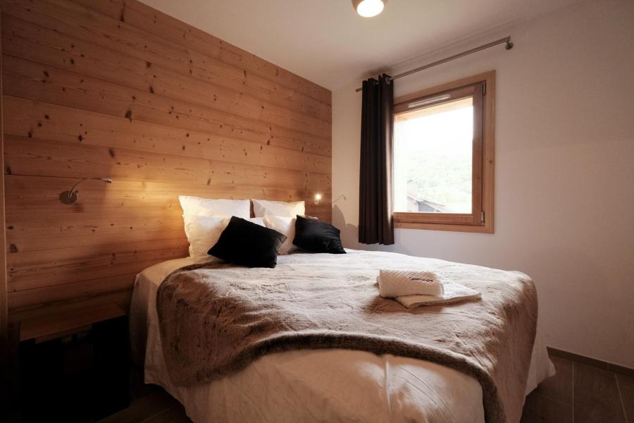 Holiday in mountain resort 6 room quadriplex chalet 10 people (Monte Corona) - Le Hameau de Caseblanche - Saint Martin de Belleville - Bedroom