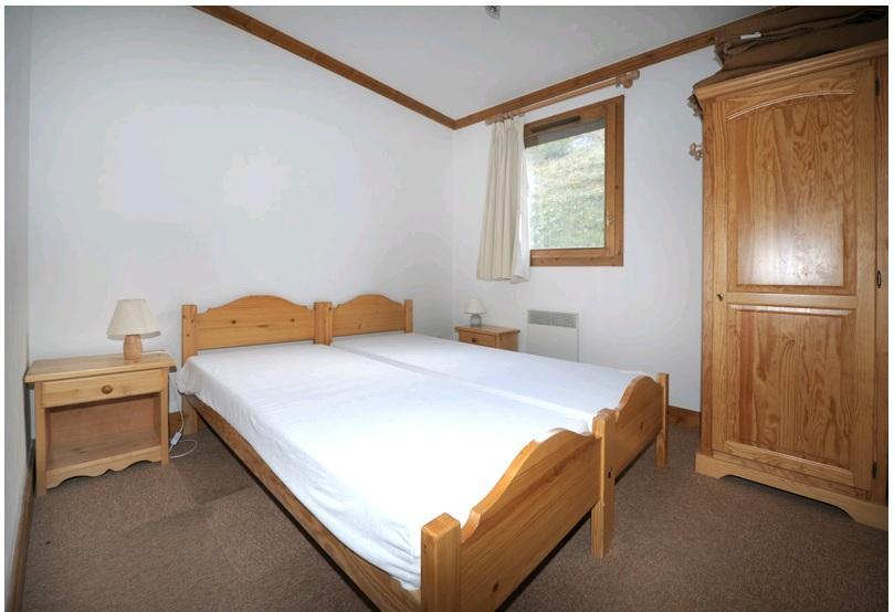 Urlaub in den Bergen 4-Zimmer-Appartment für 8 Personen (9) - Le Hameau de la Sapinière - Chalet Cembro - Les Menuires - Wohnzimmer