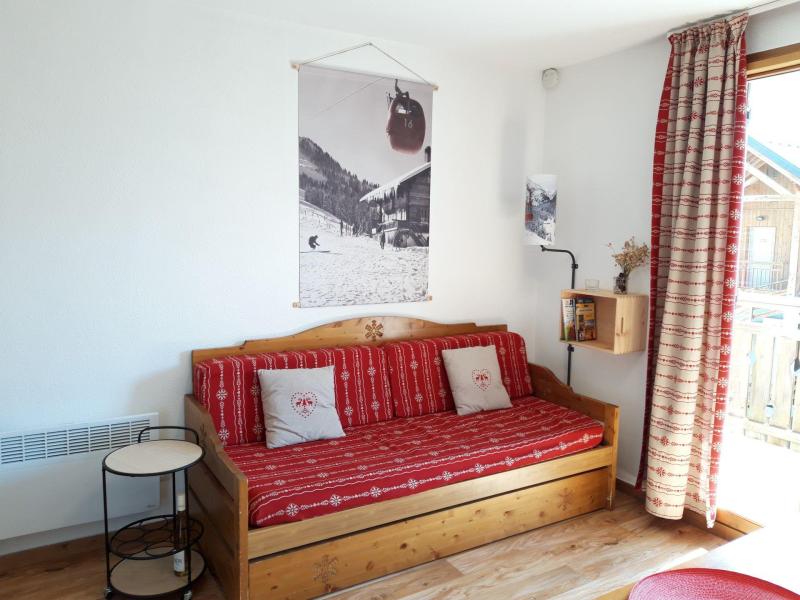 Vakantie in de bergen Appartement 2 kamers bergnis 4 personen (B111) - Le Hameau des Aiguilles - Albiez Montrond - Woonkamer