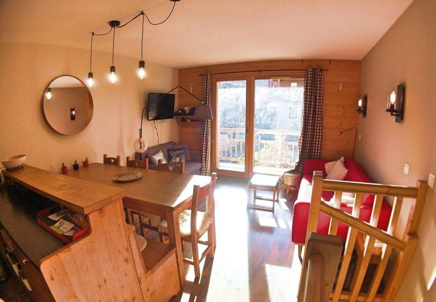 Holiday in mountain resort 4 room apartment 8 people (22C) - Le Hameau des Rennes - Vars - Living room