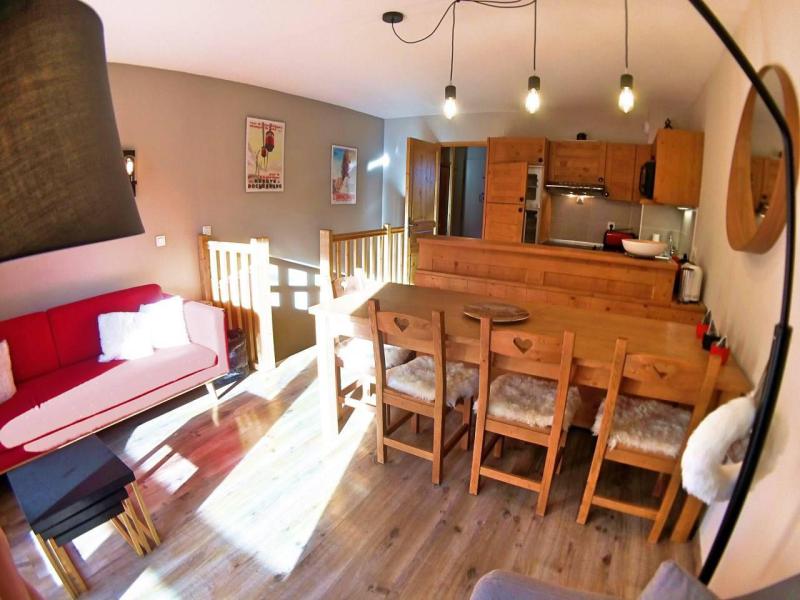 Holiday in mountain resort 4 room apartment 8 people (22C) - Le Hameau des Rennes - Vars - Living room