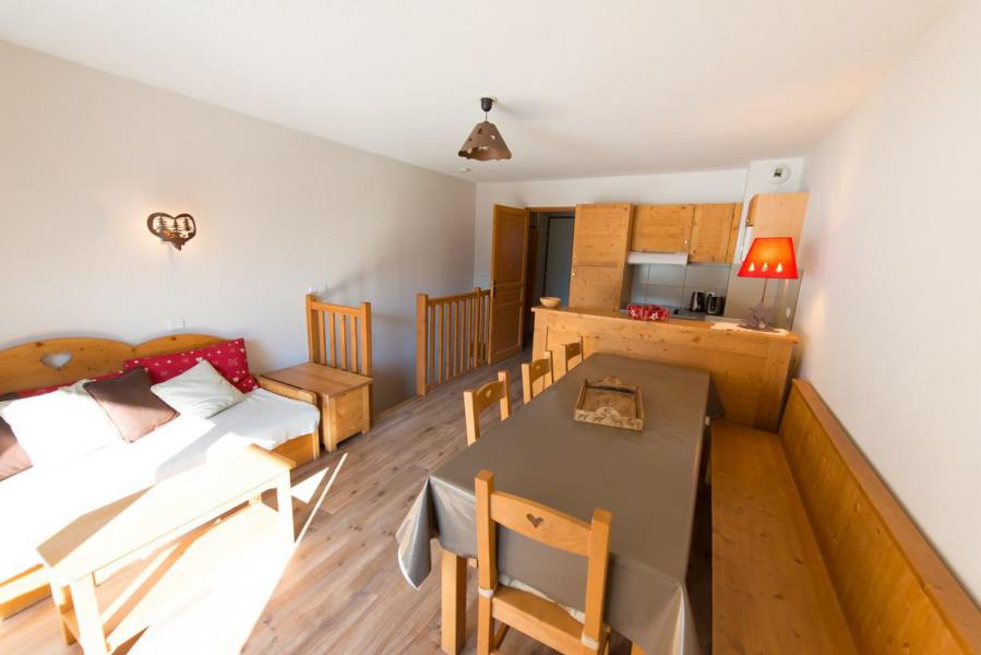 Vakantie in de bergen Appartement duplex 4 kamers 6 personen (D22) - Le Hameau des Rennes - Vars - Woonkamer