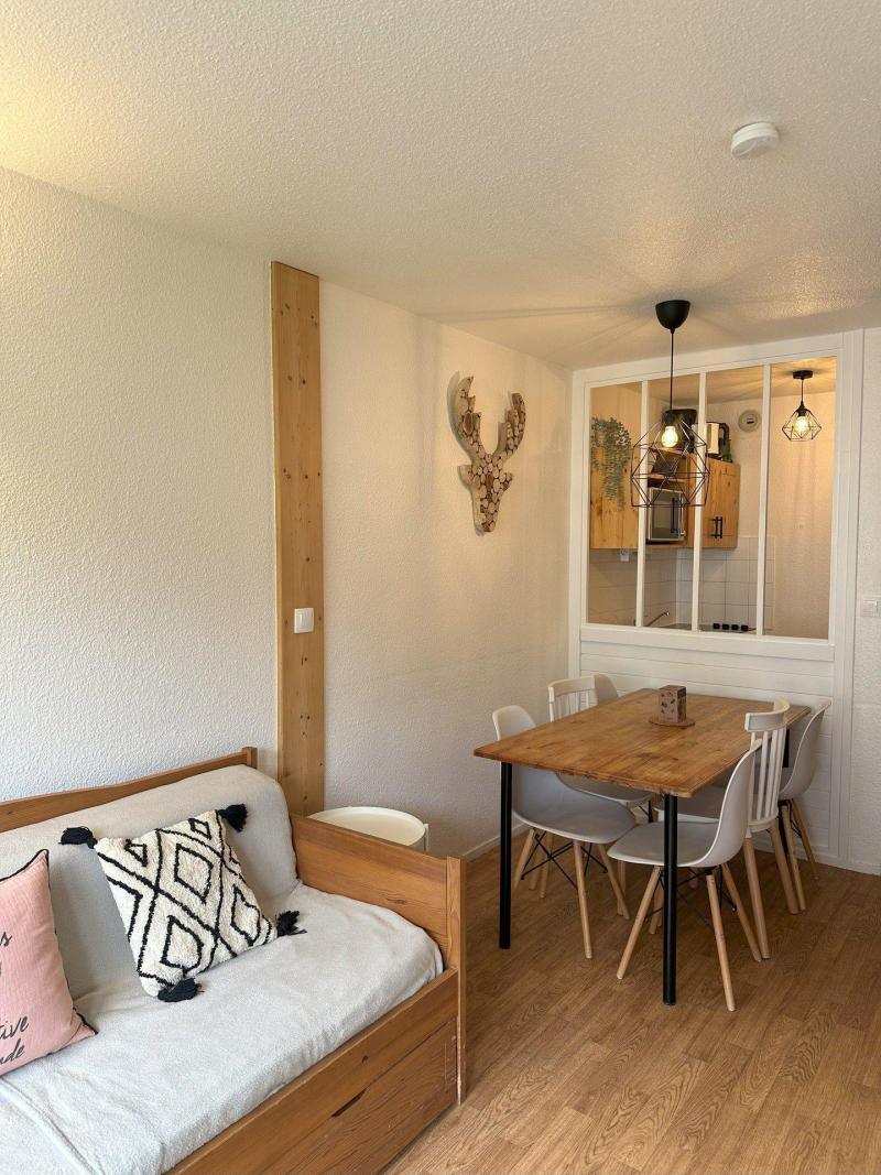 Urlaub in den Bergen 2-Zimmer-Appartment für 6 Personen (3023) - Le Hameau du Borsat 3 - Tignes - Wohnzimmer