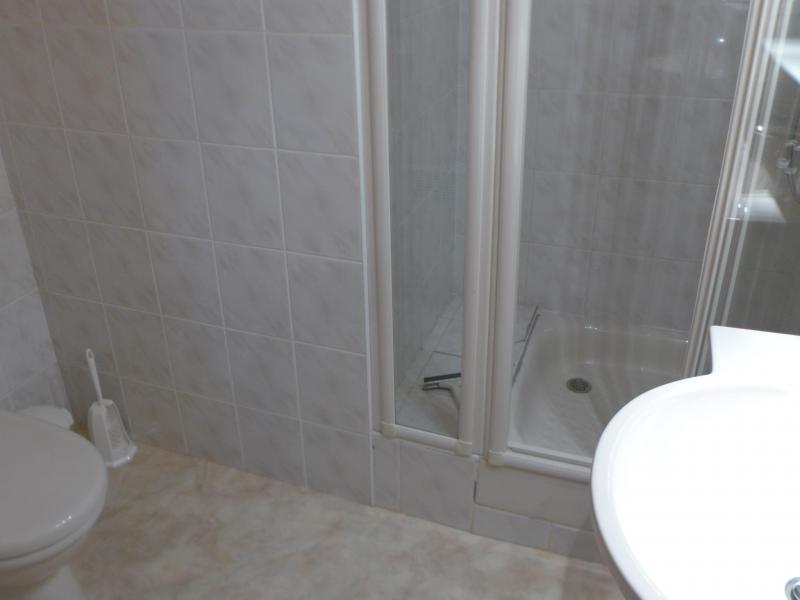 Vacanze in montagna Chalet 6 stanze per 9 persone (1) - Le Jet d'Eau 19 - Châtel - Bagno con doccia