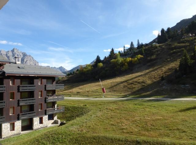 Ski verhuur Appartement 2 kamers bergnis 6 personen (LACE05R) - Le Lac Blanc - Méribel-Mottaret - Buiten zomer