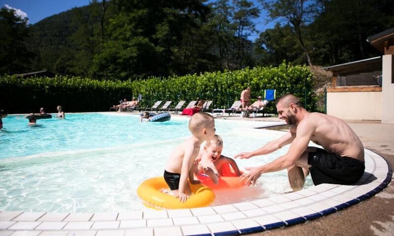 Holiday in mountain resort Le Malazéou Wellnesse Sport Camping - Ax-les-Thermes - Summer outside