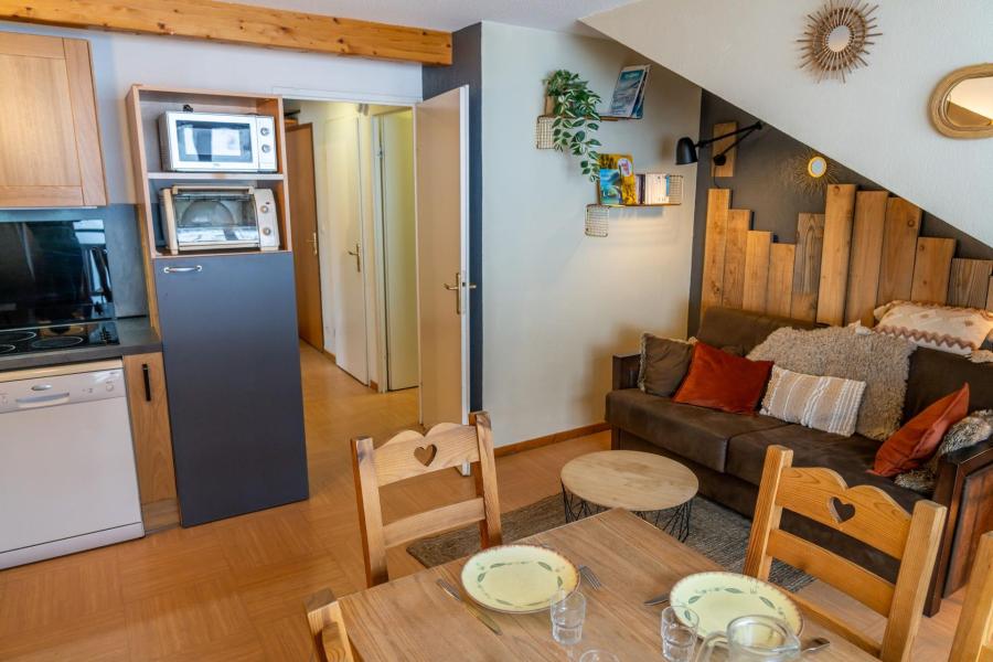 Vakantie in de bergen Appartement 2 kamers 7 personen (228) - Le Parc des Airelles - Les Orres - Woonkamer