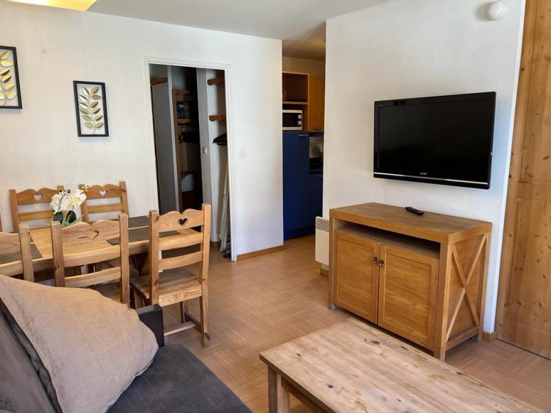 Vakantie in de bergen Appartement 2 kamers slaapnis 6 personen (019) - Le Parc des Airelles - Les Orres - Woonkamer