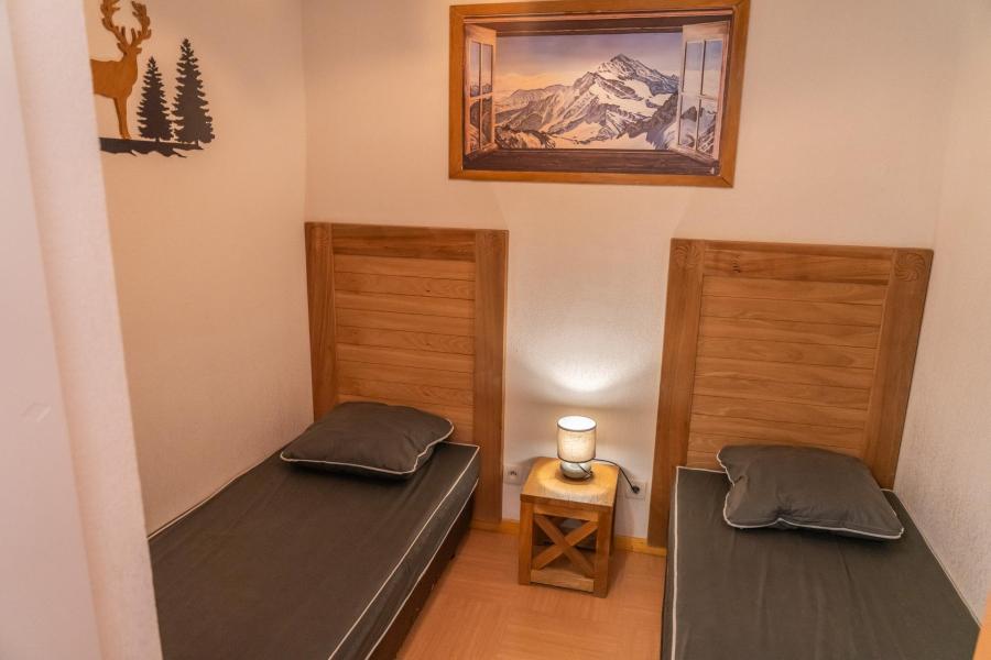Holiday in mountain resort Studio 4 people (122) - Le Parc des Airelles - Les Orres - Bedroom