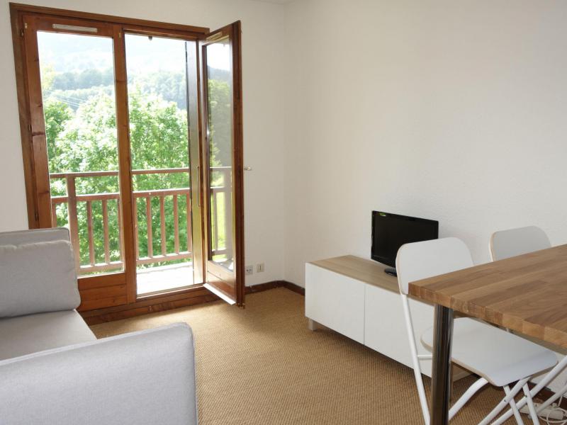 Holiday in mountain resort 1 room apartment 4 people (1) - Le Petit Sapin - Megève - Living room