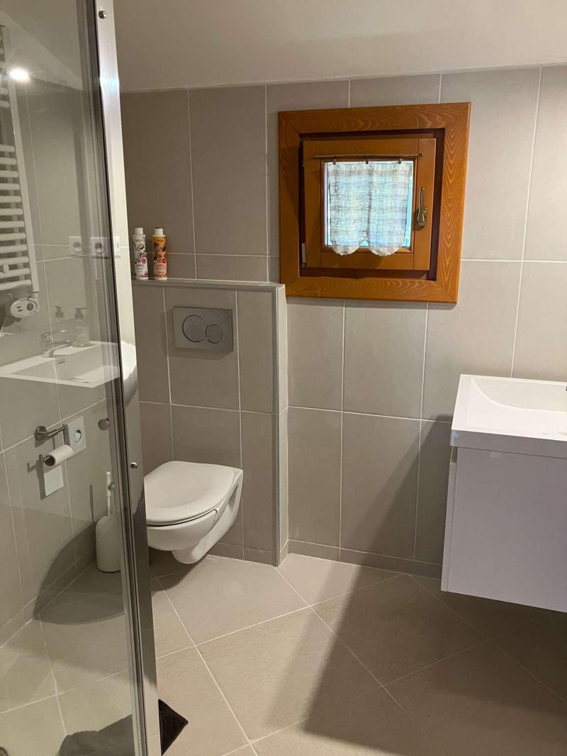 Holiday in mountain resort 4 room apartment 6 people (MR2) - Le Plantin - Méribel - Shower room