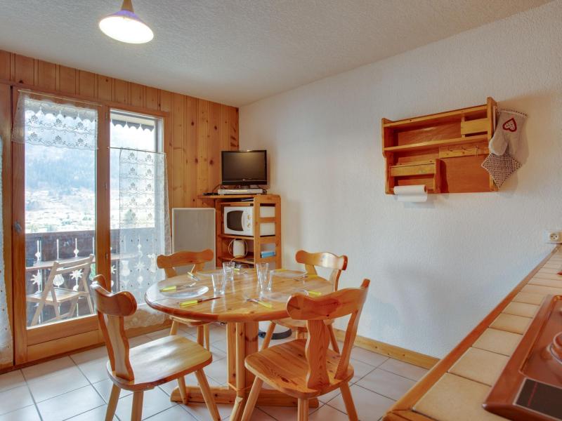 Vacaciones en montaña Apartamento 2 piezas para 4 personas (2) - Les Aiguilles du Midi - Saint Gervais - Mesa