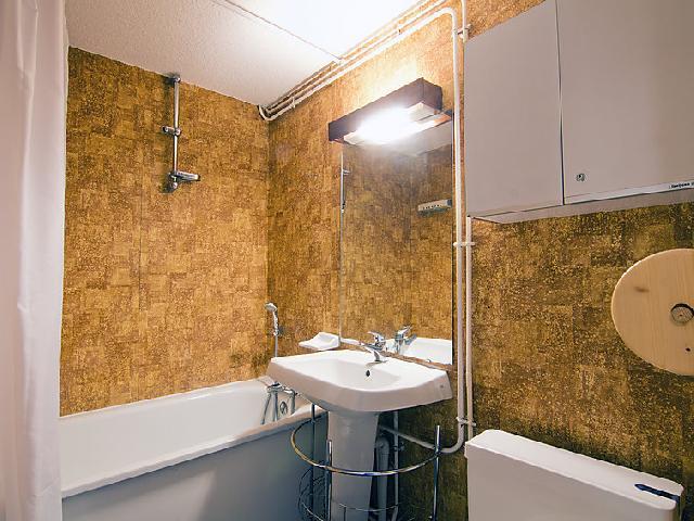 Vacanze in montagna Appartamento 2 stanze per 4 persone (32) - Les Asters - Les Menuires - Vasca da bagno
